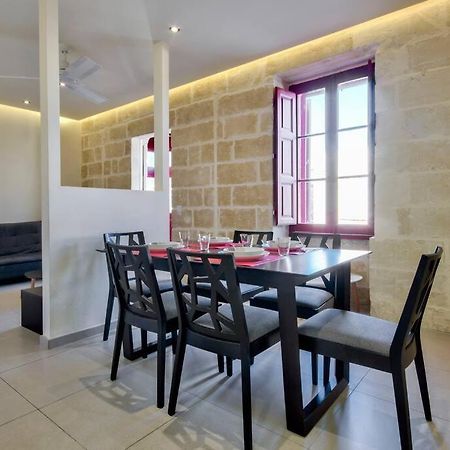 Vallettastay - Lucky Star Two Bedroom Apartment 303 ภายนอก รูปภาพ