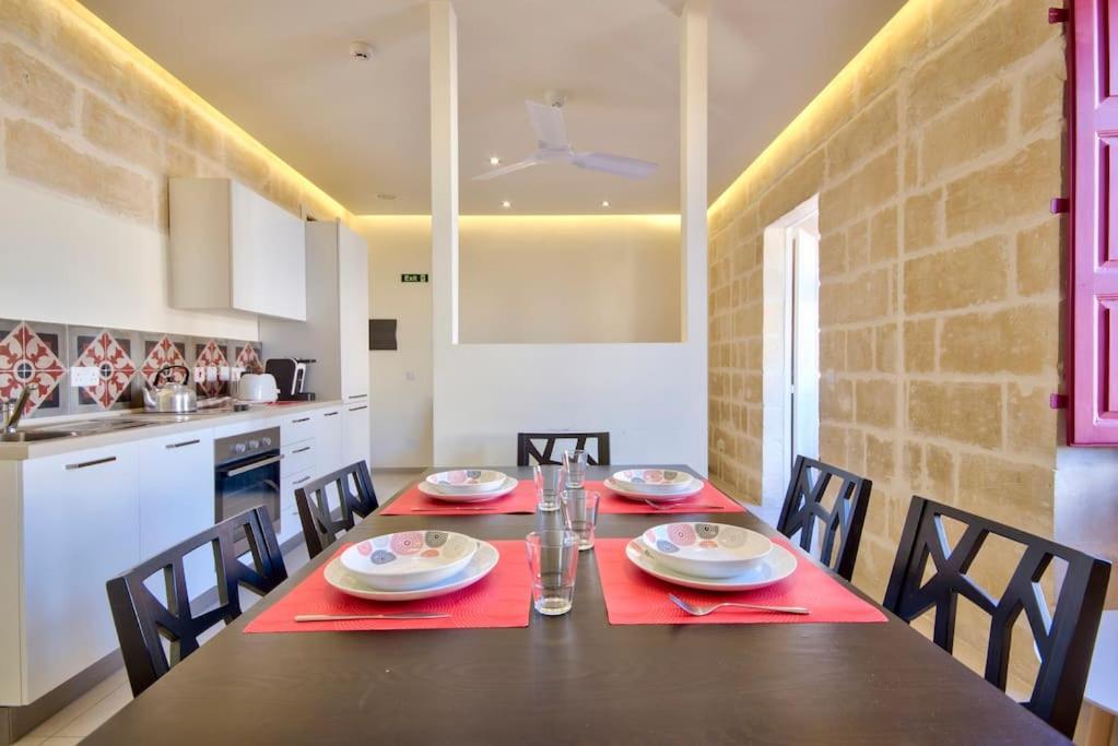 Vallettastay - Lucky Star Two Bedroom Apartment 303 ภายนอก รูปภาพ